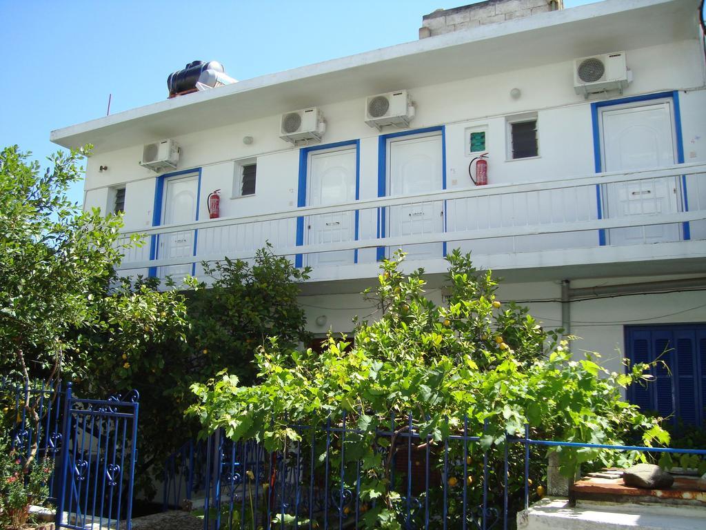 Mirsini Rooms Votsi  Exterior photo